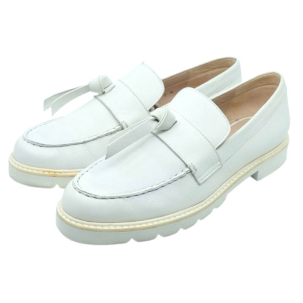 STUART WEITZMAN~Womens Tassel Loafer Flat Off White~CALF LEATHER Sz 8 NEAR NEW